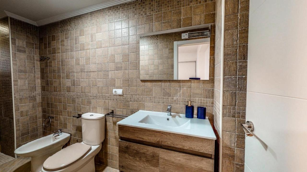 Holisplace- Lovely Apartment In Downtown Alicante Exterior photo