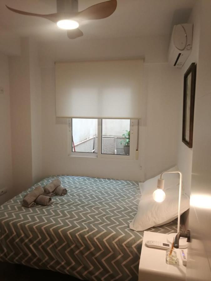 Holisplace- Lovely Apartment In Downtown Alicante Exterior photo